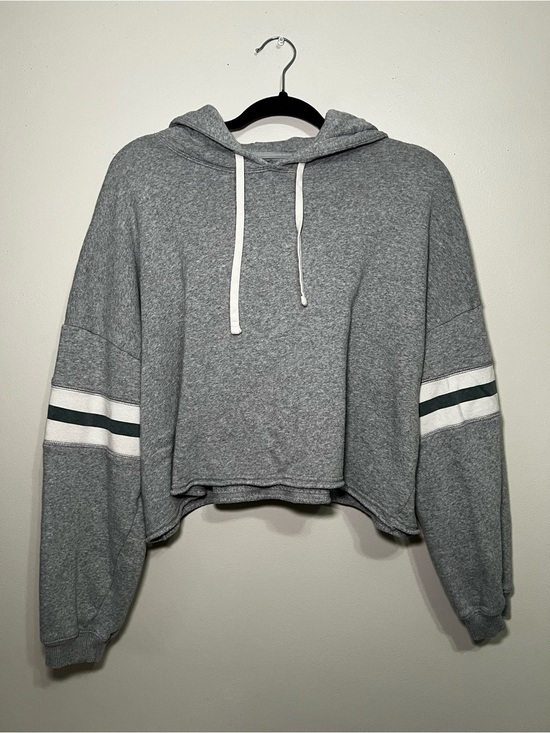 American Eagle Outfitters Tops - American Eagle Cropped Grey Hoodie with Striped Sleeves